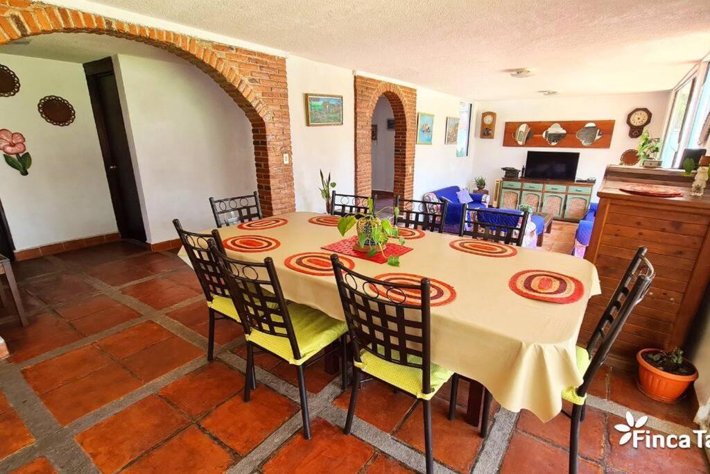 Finca Taino. Hermosa Casa Con Alberca 히우테펙 외부 사진
